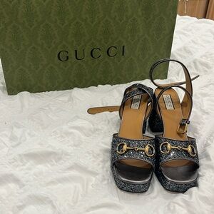 Brand New Gucci Heels Size 9. Comes with box.